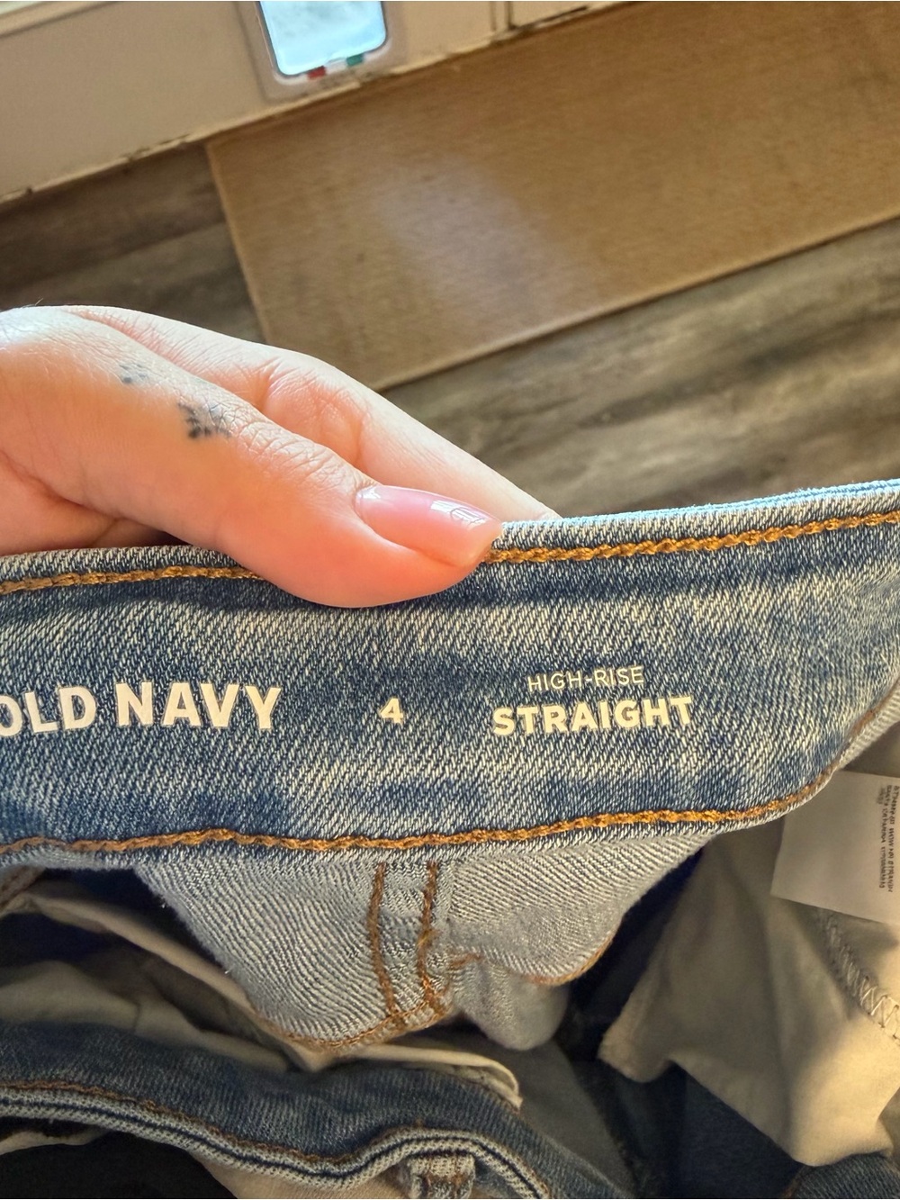 High Rise Straight Jeans - Picture 2 of 3